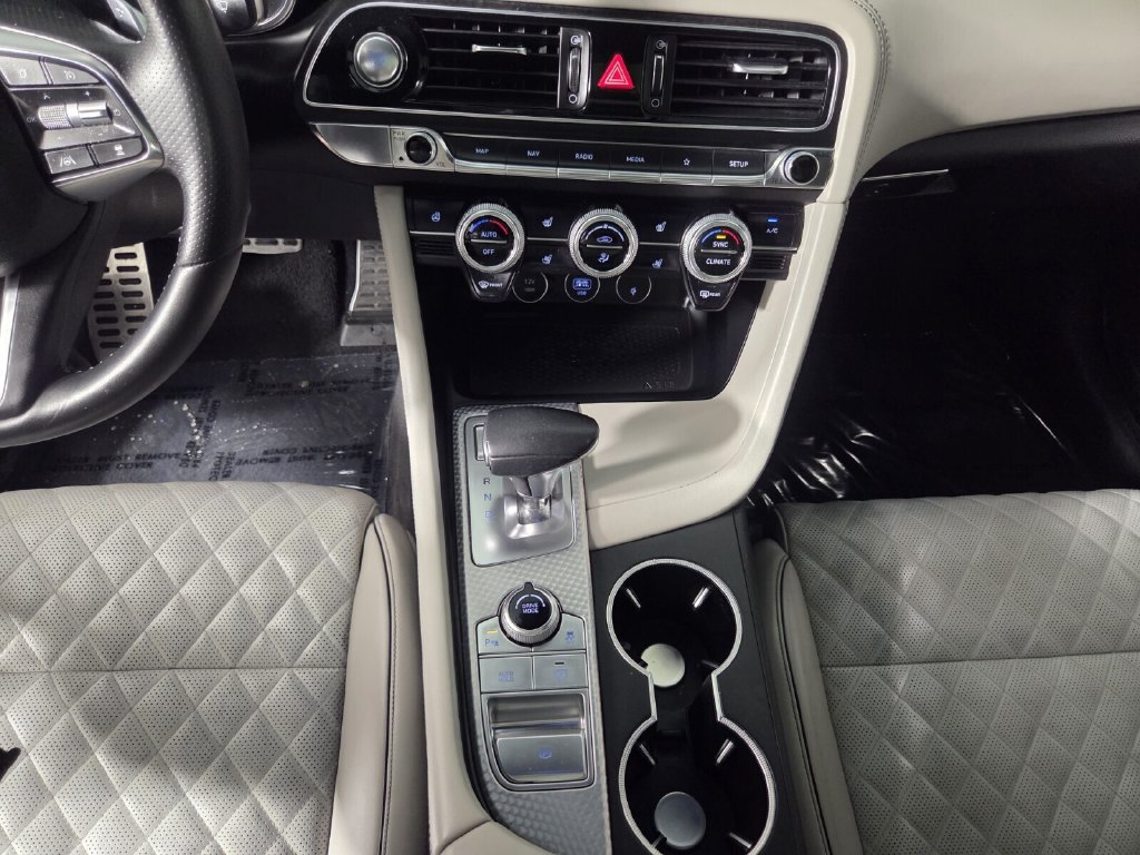 Used 2023 Genesis G70 3.3T w/ Sport Prestige Package RWD image 34