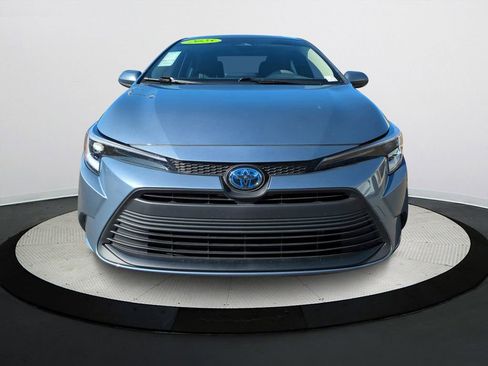 Used 2025 Toyota Corolla LE image 30