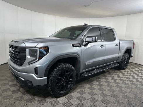 Used 2023 GMC Sierra 1500 Elevation w/ LPO, Elevation Black Package image 7