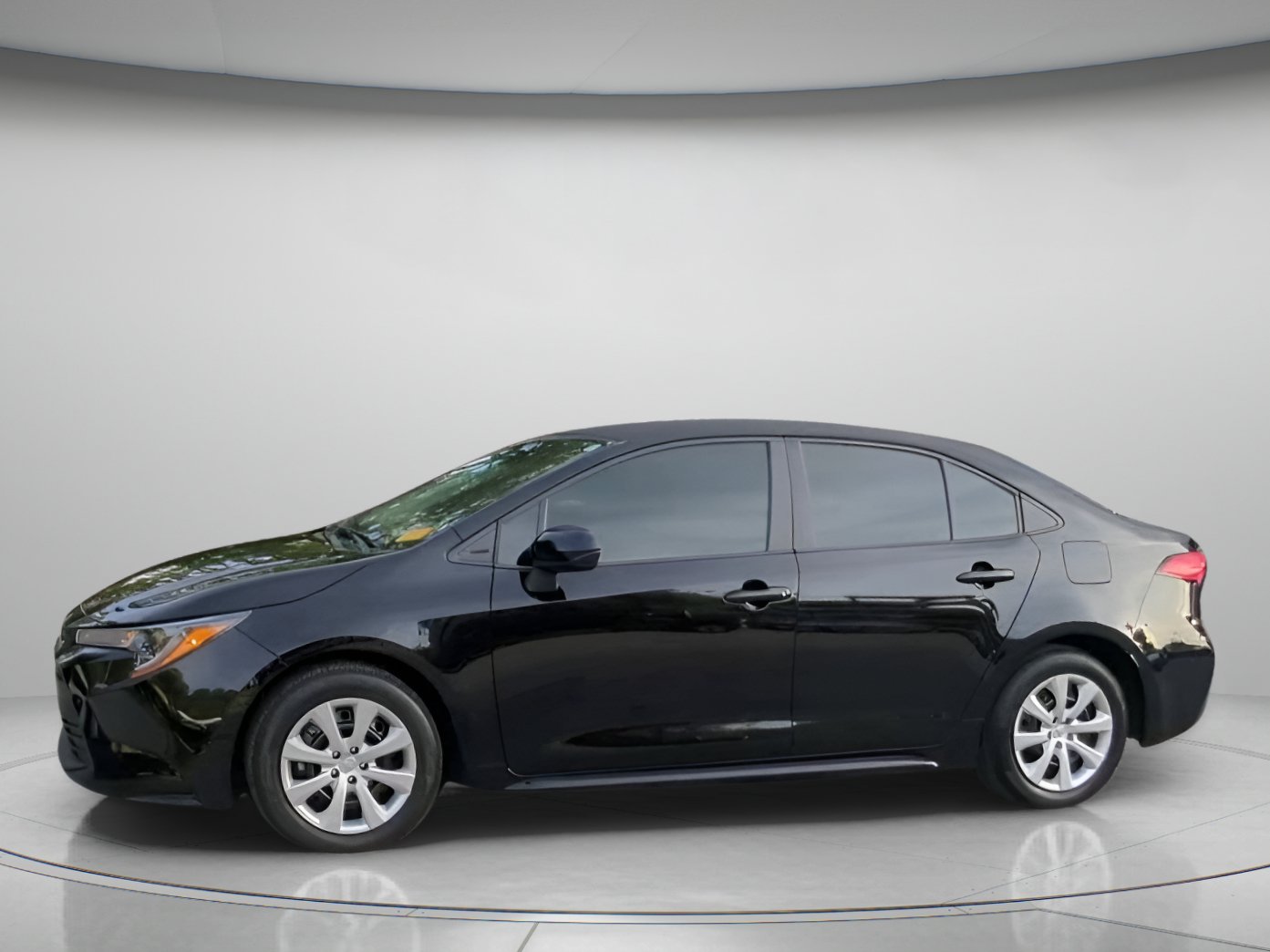 Used 2024 Toyota Corolla LE FWD image 15