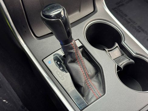 Used 2017 Toyota Camry SE image 26