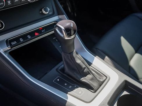 Used 2023 Audi Q3 2.0T Premium w/ Convenience Package image 22