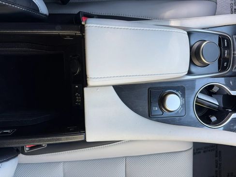 Used 2018 Lexus RX 350 FWD w/ Accessory Package image 37