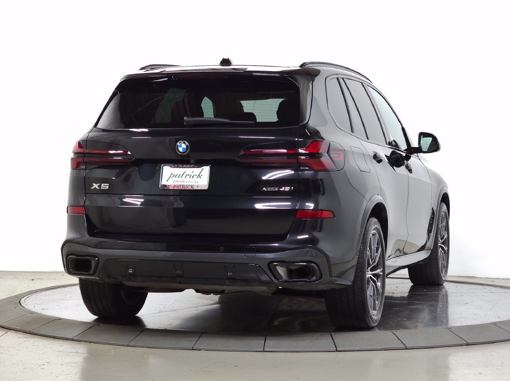 Used 2024 BMW X5 xDrive40i w/ M Sport Package AWD/4WD image 10