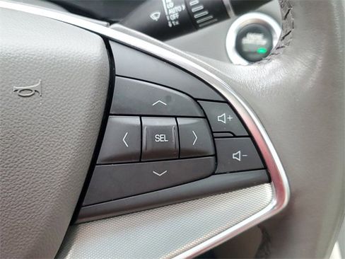 Used 2020 Cadillac XT5 Premium Luxury w/ LPO, Floor Liner Package image 24