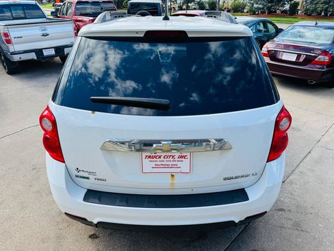 Used 2011 Chevrolet Equinox LT AWD/4WD image 4