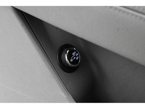 Used 2024 Cadillac XT5 Premium Luxury FWD image 32