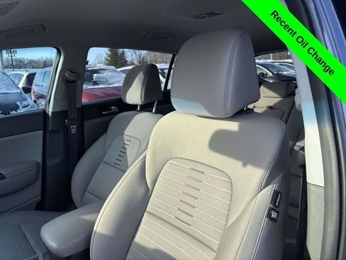 Used 2017 Kia Sportage LX w/ LX Popular Package image 6