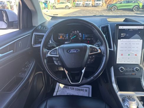 Used 2024 Ford Edge SEL image 18