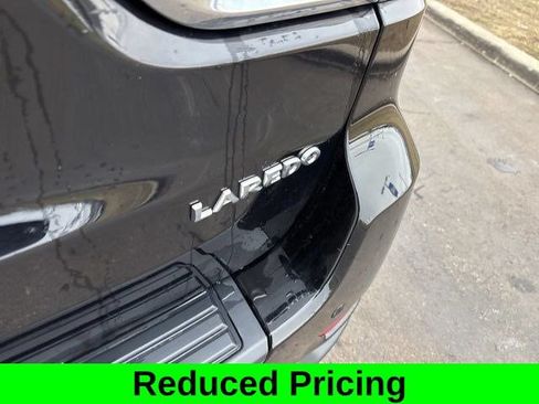 Used 2022 Jeep Grand Cherokee Laredo E w/ Security & Convenience Group AWD/4WD image 48