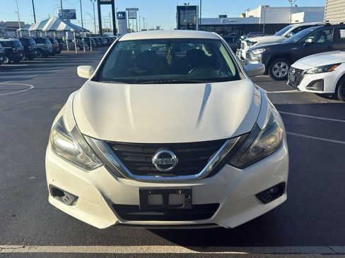 Used 2016 Nissan Altima 3.5 SR FWD image 3
