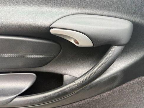 Used 2004 Porsche Boxster RWD image 13