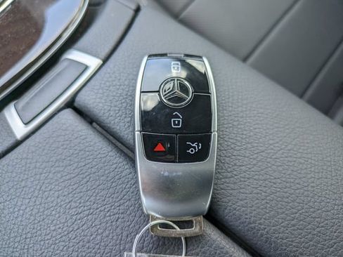 Used 2023 Mercedes-Benz E 350 Sedan image 30