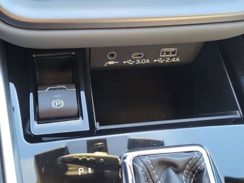 Certified 2025 Subaru Outback Premium w/ Popular Package #1 image 27