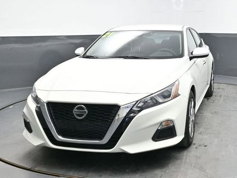 Used 2021 Nissan Altima 2.5 S image 2
