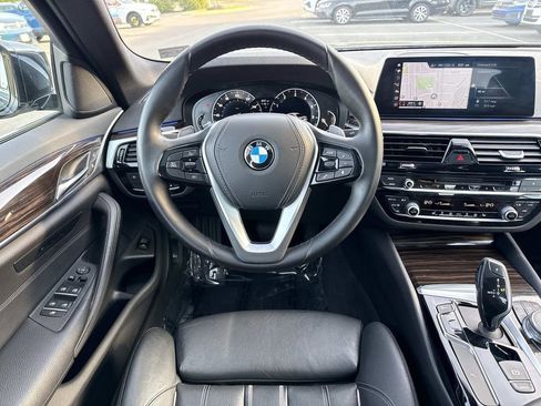 Used 2018 BMW 540i xDrive AWD/4WD image 13