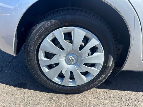 Used 2016 Toyota Yaris L FWD image 9
