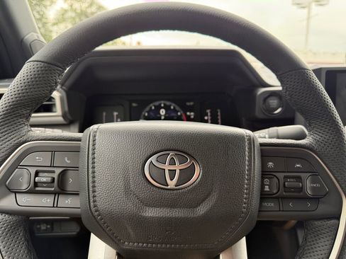 New 2025 Toyota Tacoma SR5 AWD/4WD image 33