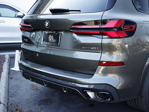 New 2026 BMW X5 xDrive40i w/ M Sport Package image 9