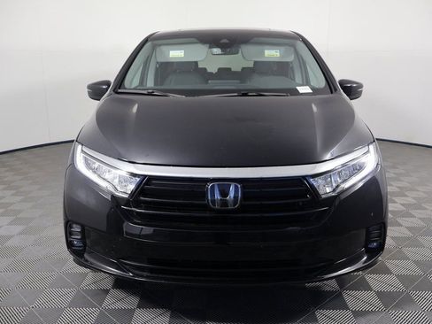 Used 2024 Honda Odyssey EX-L image 2