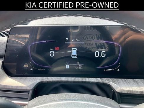 Certified 2023 Kia Telluride EX w/ EX Captain's Chair Package AWD/4WD image 18