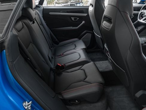 Used 2020 Lamborghini Urus image 42