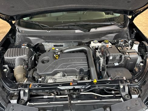 Certified 2024 Chevrolet Equinox LT w/ LPO, Floor Liner Package FWD image 24