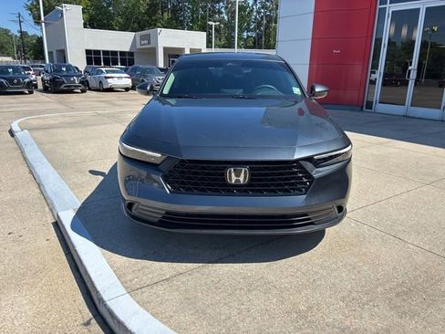 Used 2023 Honda Accord LX image 2
