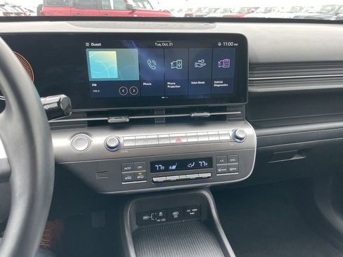 Used 2024 Hyundai Kona SEL image 10