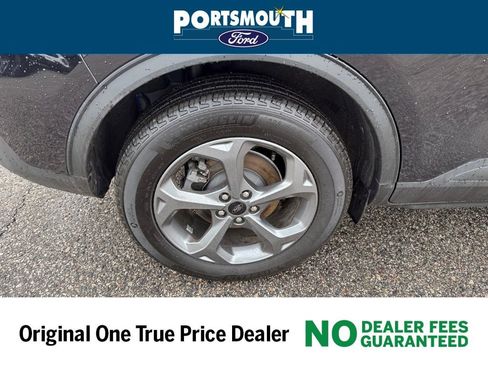 Used 2025 Ford Escape ST-Line w/ Tech Pack #1 image 35