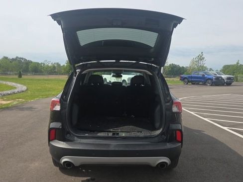 Used 2021 Ford Escape Titanium AWD/4WD image 11