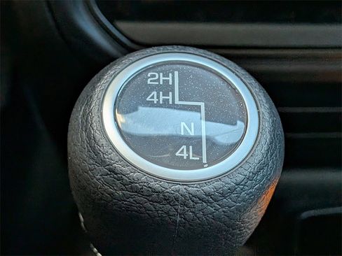 Used 2023 Jeep Wrangler Sport image 21