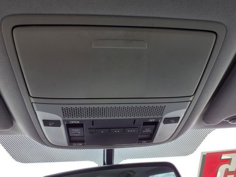 Used 2015 Acura TLX FWD image 26