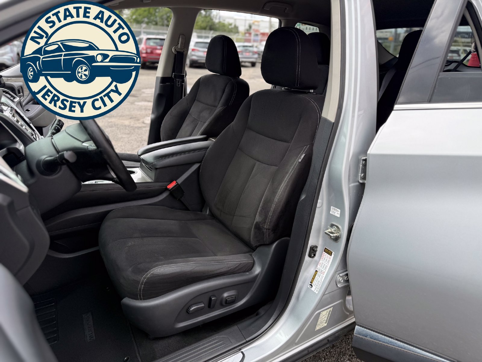 Used 2018 Nissan Murano SV AWD/4WD image 25