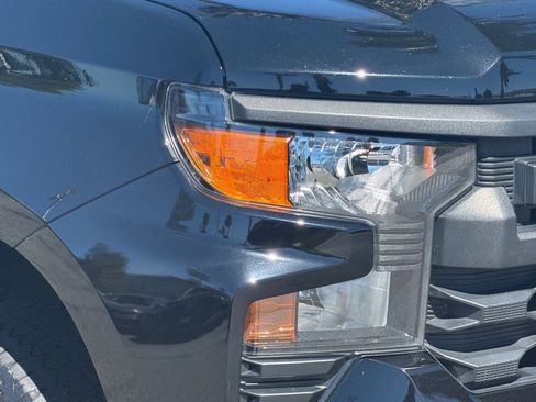 Used 2024 Chevrolet Silverado 1500 Custom Trail Boss w/ Turbomax Blackout Package image 10