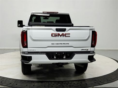 Used 2021 GMC Sierra 2500 AT4 image 6