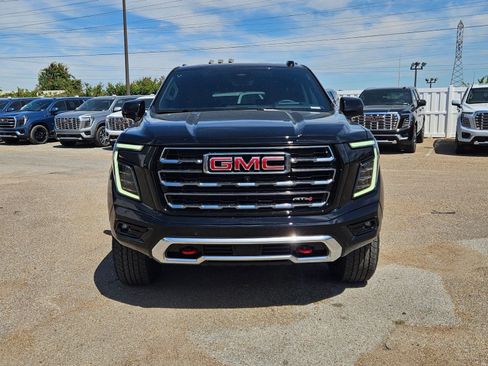 New 2026 GMC Yukon XL AT4 w/ AT4 Premium Package AWD/4WD image 9