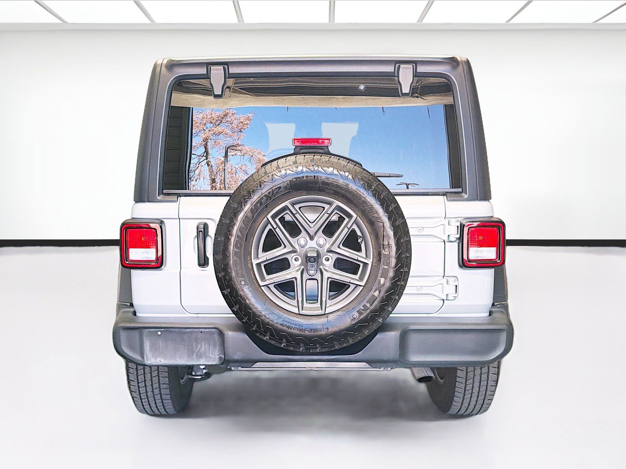 Used 2024 Jeep Wrangler Unlimited Sport AWD/4WD image 5