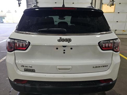 Used 2022 Jeep Compass Limited image 5