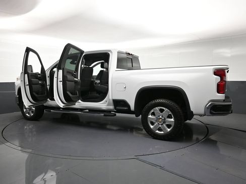 Used 2022 Chevrolet Silverado 2500 LTZ w/ LTZ Plus Package AWD/4WD image 34