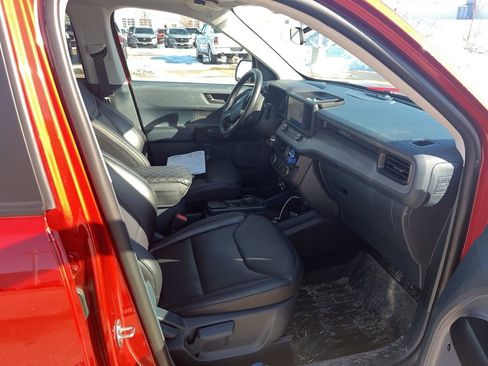 Used 2024 Ford Maverick Lariat w/ Black Appearance Package image 27