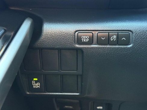 Used 2014 Lexus IS 250 AWD w/ Navigation Package image 30