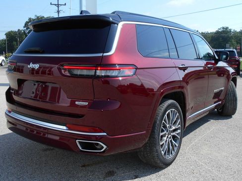 New 2025 Jeep Grand Cherokee L Summit image 39