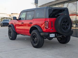 Used 2022 Ford Bronco Wildtrak video 3