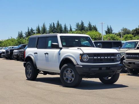 New 2026 Ford Bronco Big Bend AWD/4WD image 1