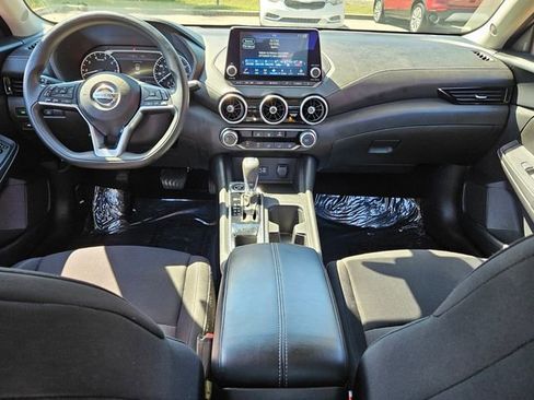 Used 2023 Nissan Sentra SV image 7
