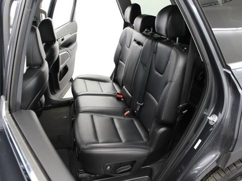 Used 2022 Kia Telluride LX AWD/4WD image 16
