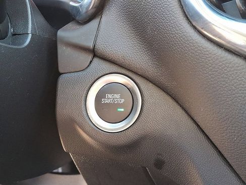 Used 2023 Chevrolet Equinox LT AWD/4WD image 29