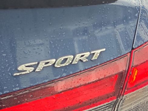 Used 2025 Honda Civic Sport image 8