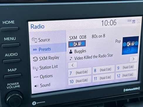 Used 2022 Toyota RAV4 LE image 39